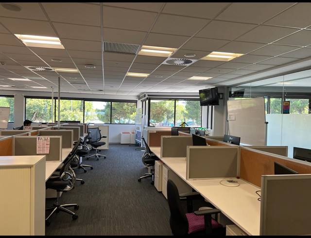 3,480.50M² OFFICE TO LET IN MOWBRAY